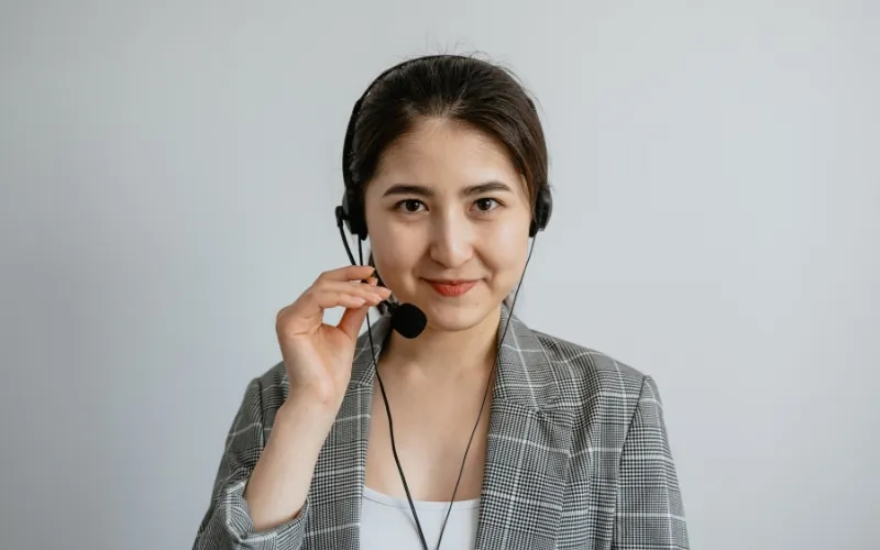 Dịch vụ liên hệ chăm sóc khách hàng được đánh giá cao, uy tín